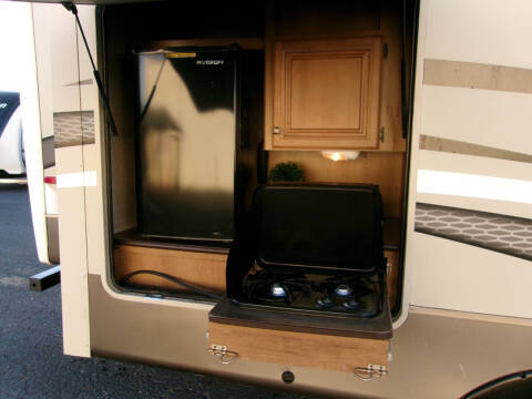 2015 Crossroads RV Cruiser 305RS