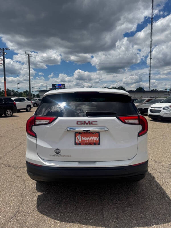 2024 GMC Terrain SLE