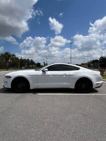 2020 Ford Mustang EcoBoost