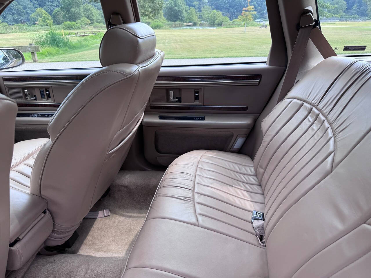 1996 Buick Roadmaster 16