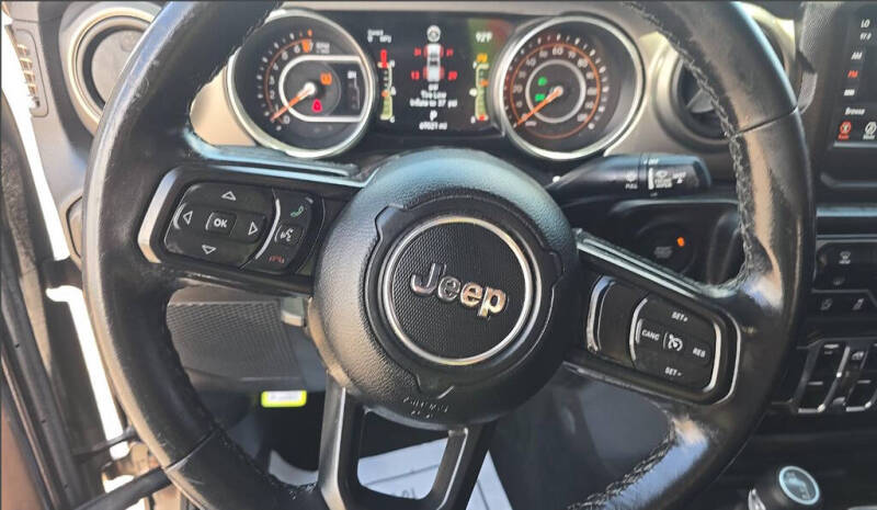 2021 Jeep Gladiator Willys