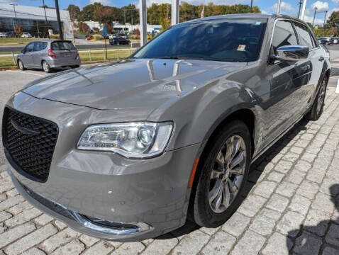 2019 Chrysler 300 for sale at Southern Auto Solutions-Jim Ellis Volkswagen Atlan in Marietta GA