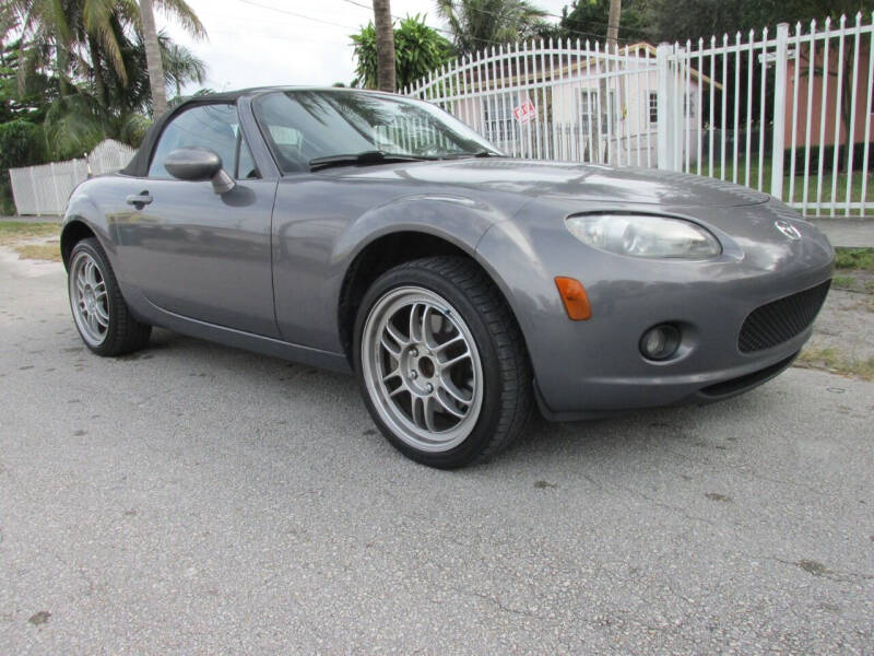 2006 Mazda MX-5 Miata for sale at TROPICAL MOTOR CARS INC in Miami FL