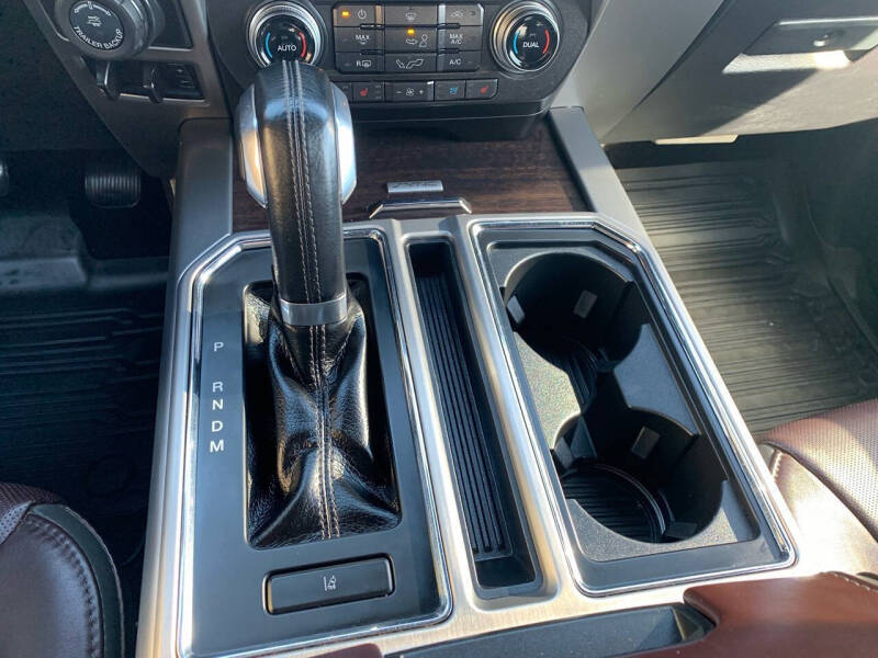 2017 Ford F-150 Platinum