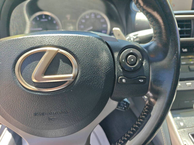 2016 Lexus IS 200t
