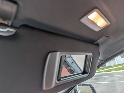 2013 BMW 5 Series 528i