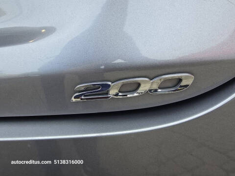 2017 Chrysler 200 LX