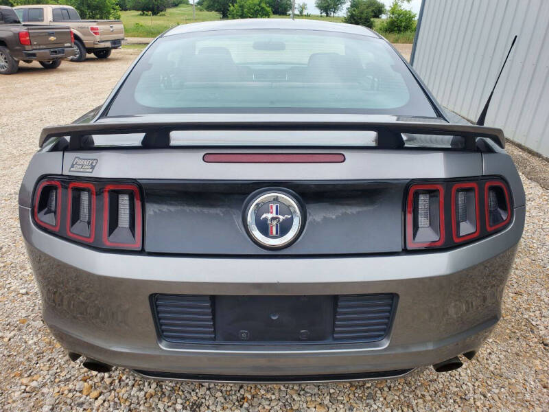 2014 Ford Mustang V6