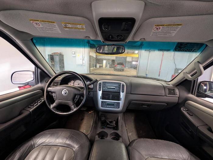 2004 Mercury Mountaineer Convenience