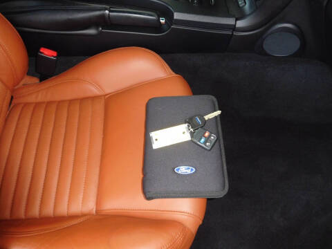 2003 Ford Thunderbird Deluxe