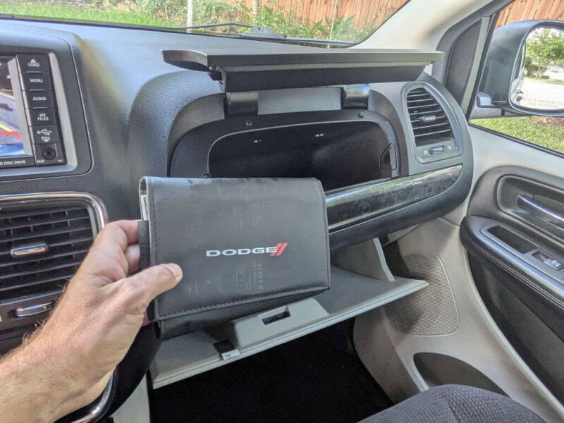 2017 Dodge Grand Caravan SE