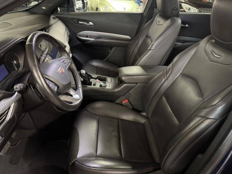 2019 Cadillac XT4 Premium Luxury