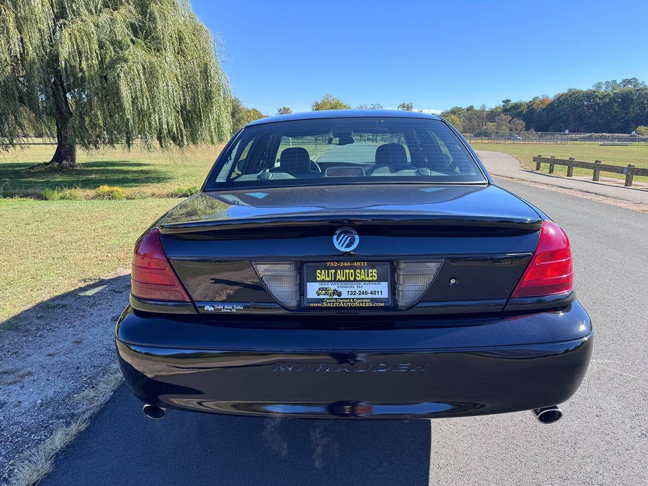 2004 Mercury Marauder 37