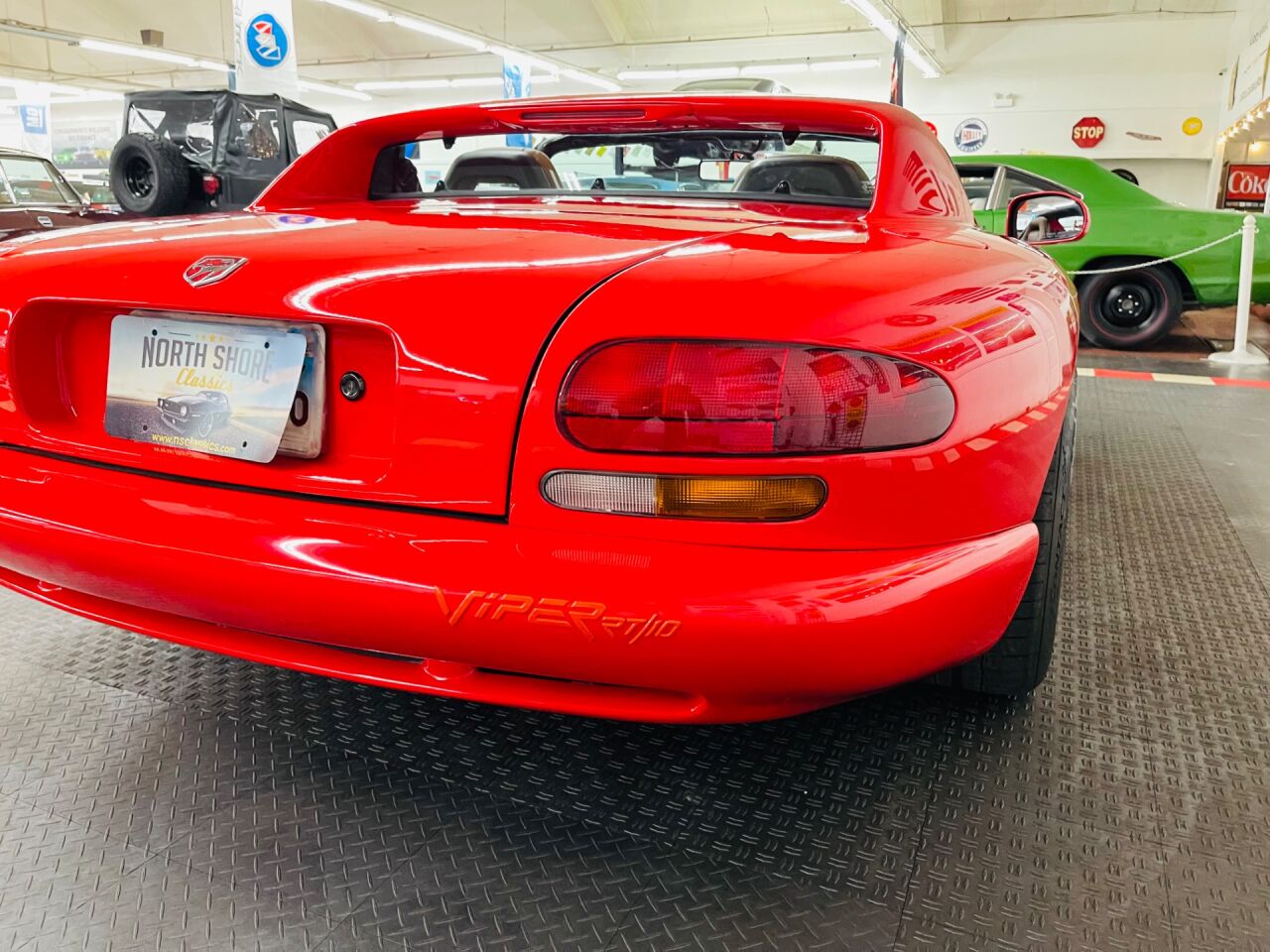 1995 Dodge Viper 21