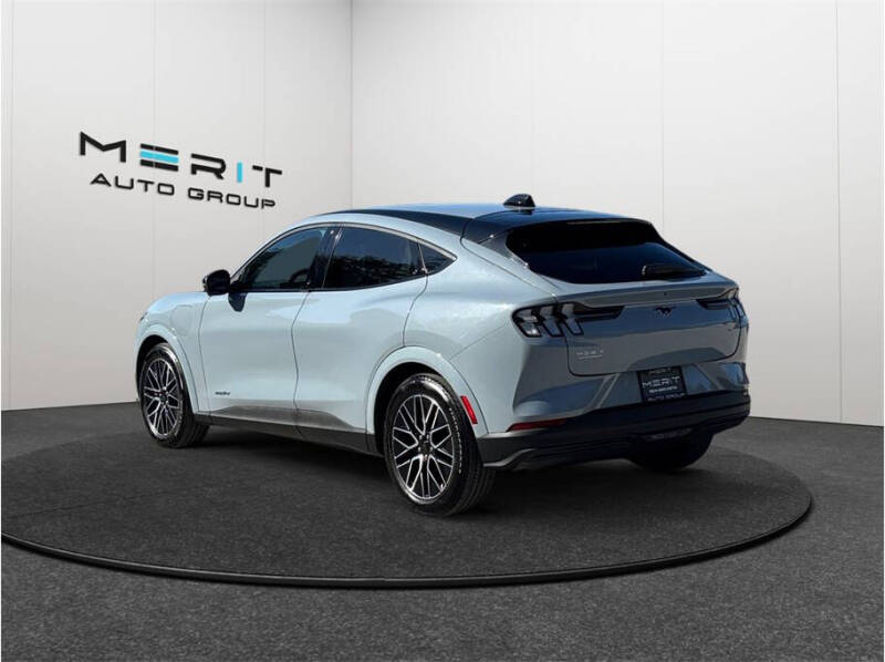 2025 Ford Mustang Mach-E Premium