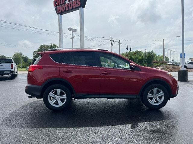 2013 Toyota RAV4 16