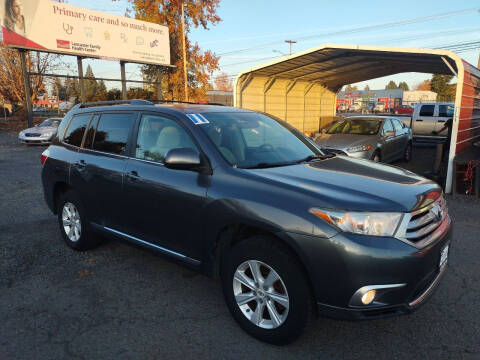 2011 Toyota Highlander for sale at Universal Auto Sales in Salem OR