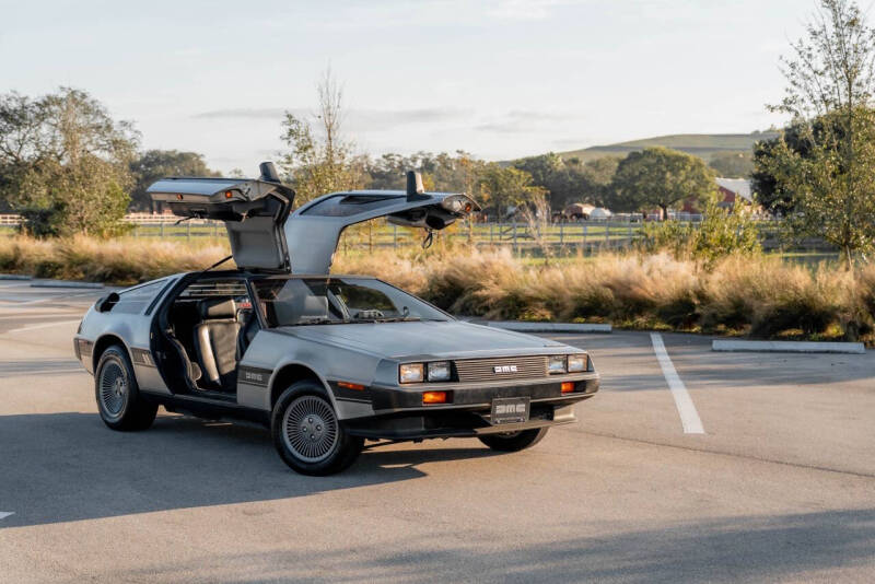 1981 DeLorean DMC-12