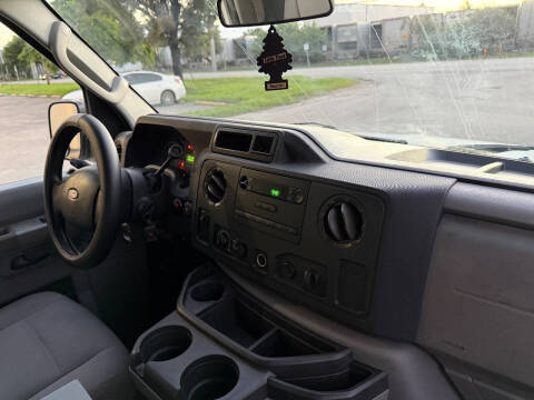 2009 Ford E-Series E-250