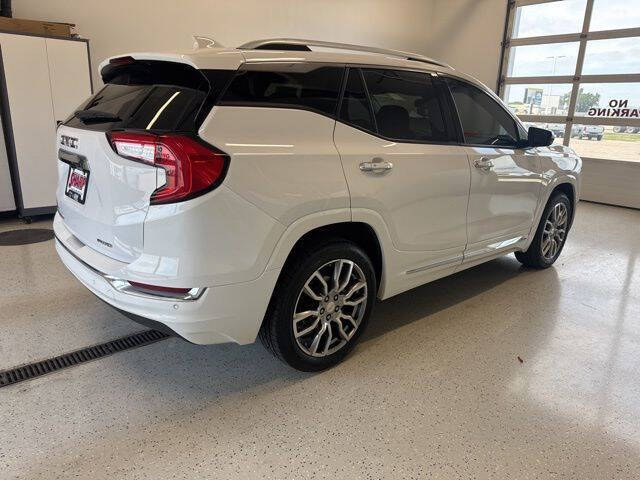 2022 GMC Terrain Denali