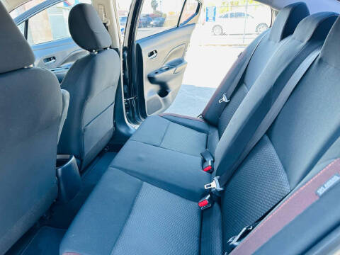 2020 Nissan Versa SR