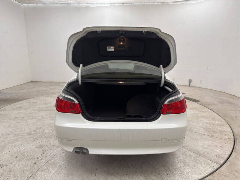 2006 BMW 5 Series 525i