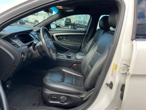 2019 Ford Taurus SEL