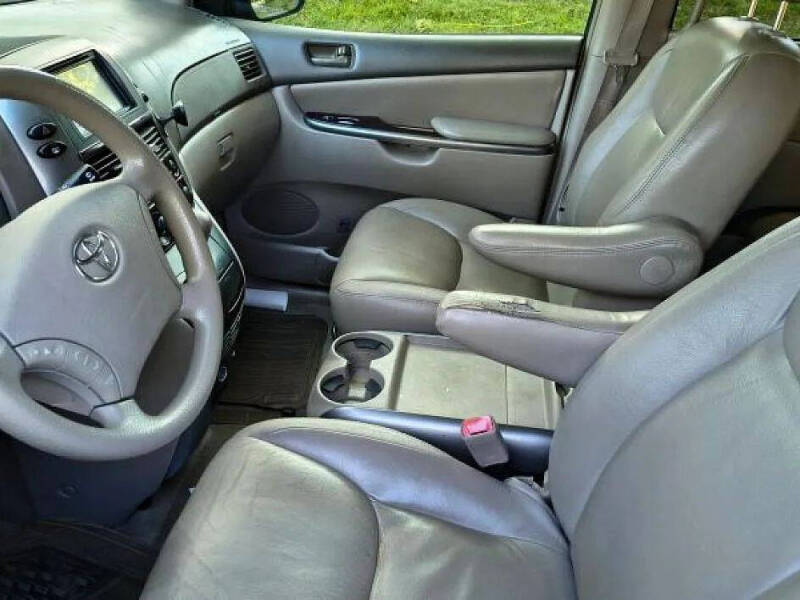 2009 Toyota Sienna
