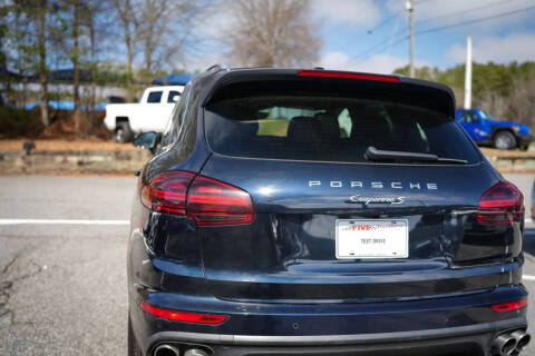 2017 Porsche Cayenne S