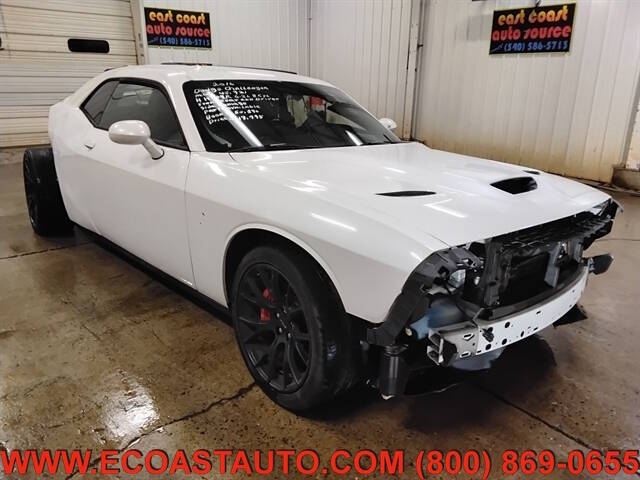 2016 Dodge Challenger SRT's photo