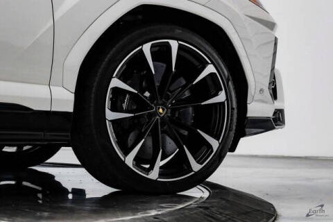 2022 Lamborghini Urus