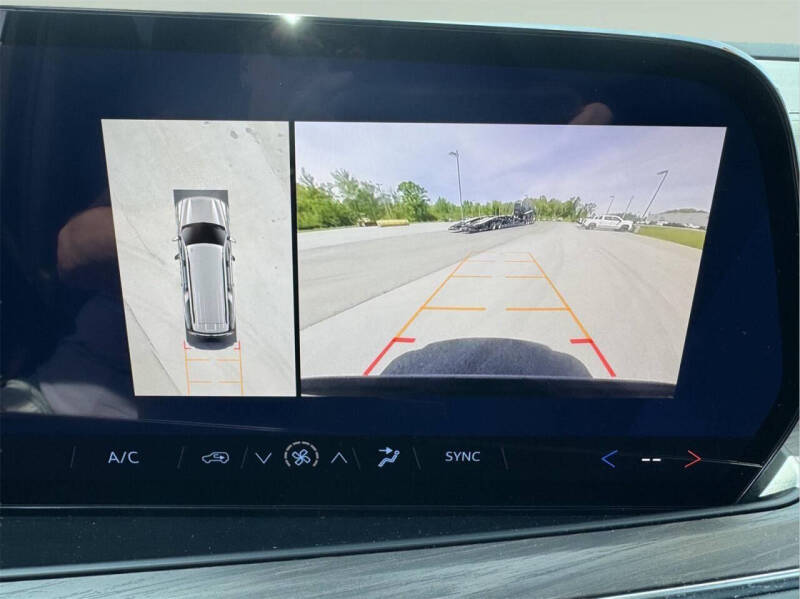 2025 Chevrolet Suburban LS