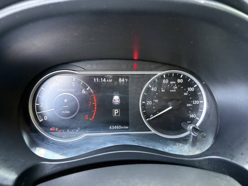 2019 Nissan Kicks S