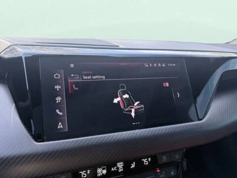 2024 Audi e-tron GT quattro Premium Plus