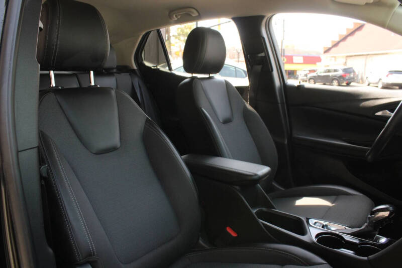 2022 Buick Encore GX Select