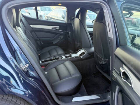 2014 Porsche Panamera 4