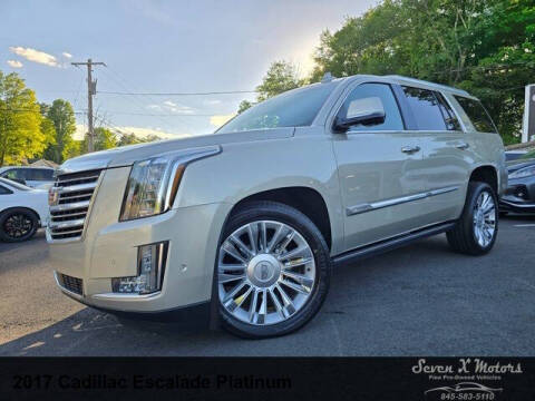 2017 Cadillac Escalade Platinum