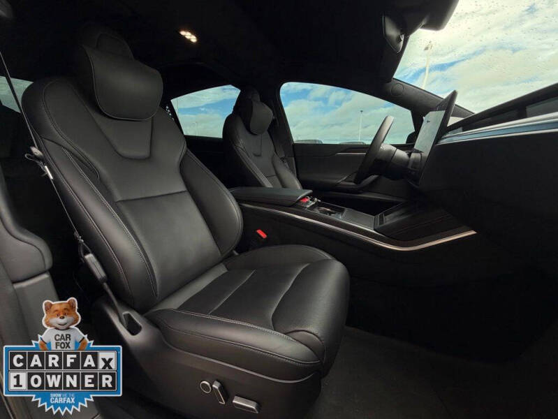 2025 Tesla Model X Plaid