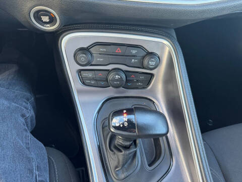 2020 Dodge Challenger SXT