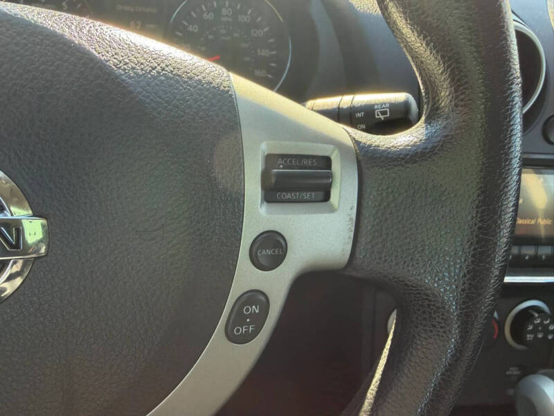 2014 Nissan Rogue Select S