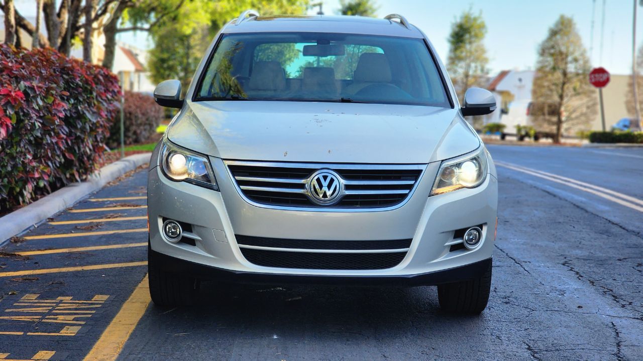 2010 Volkswagen Tiguan  - $7,900