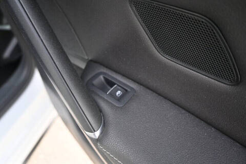 2019 Volkswagen Golf R 4Motion