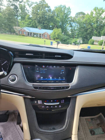 2017 Cadillac XT5