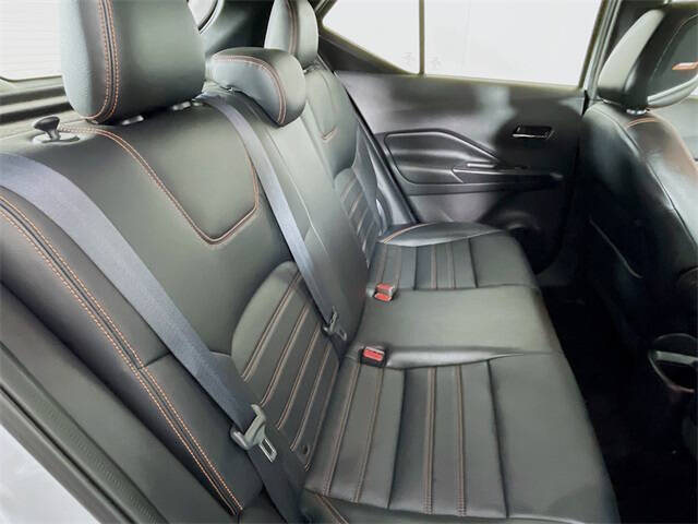 2019 Nissan Kicks SR