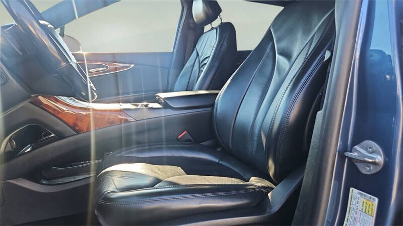 2019 Lincoln Nautilus Select