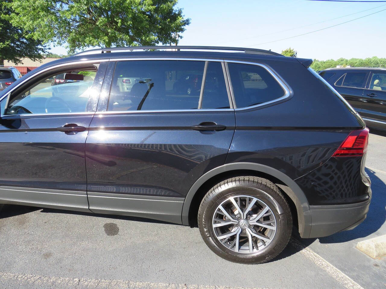 2019 Volkswagen Tiguan for sale at Colbert's Auto Outlet in Hickory, NC