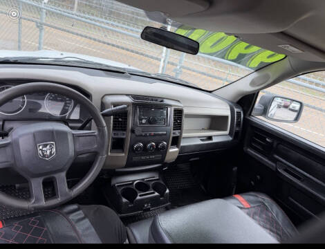 2012 RAM 1500 ST