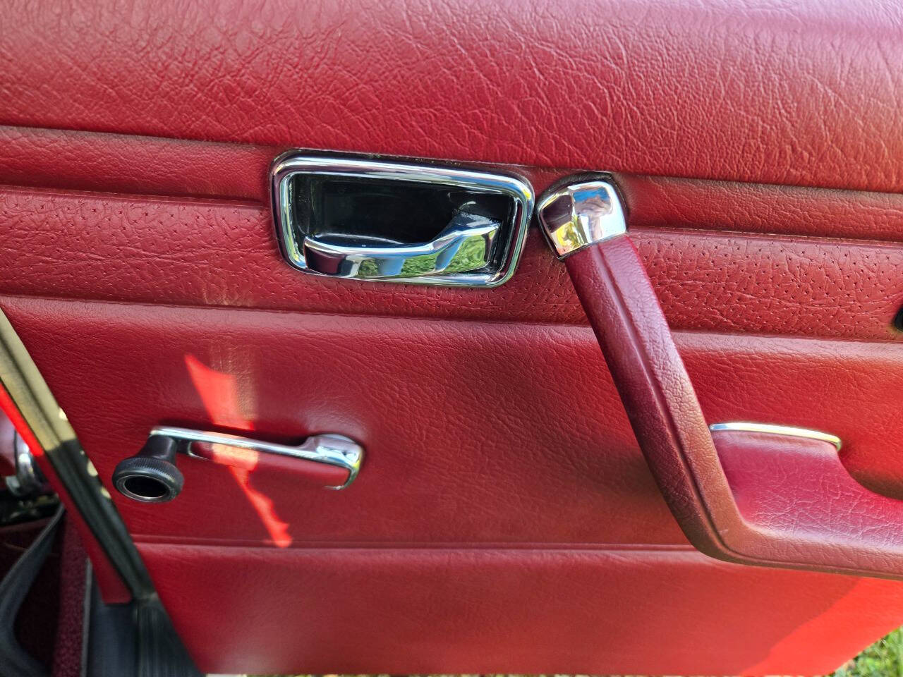 1972 Mercedes-Benz 220 143