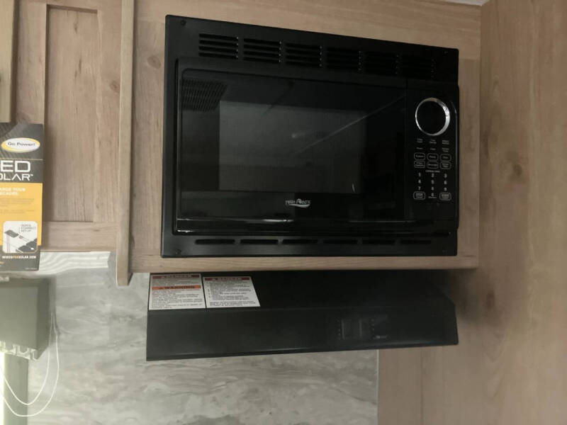 2020 Winnebago 2201 MB