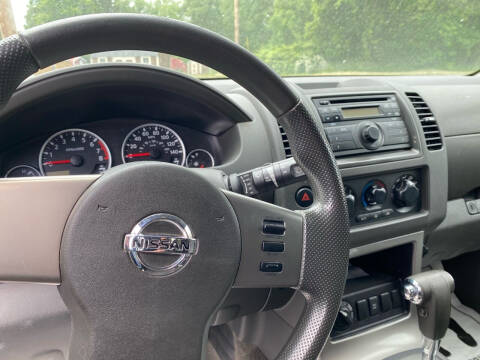 2009 Nissan Pathfinder LE